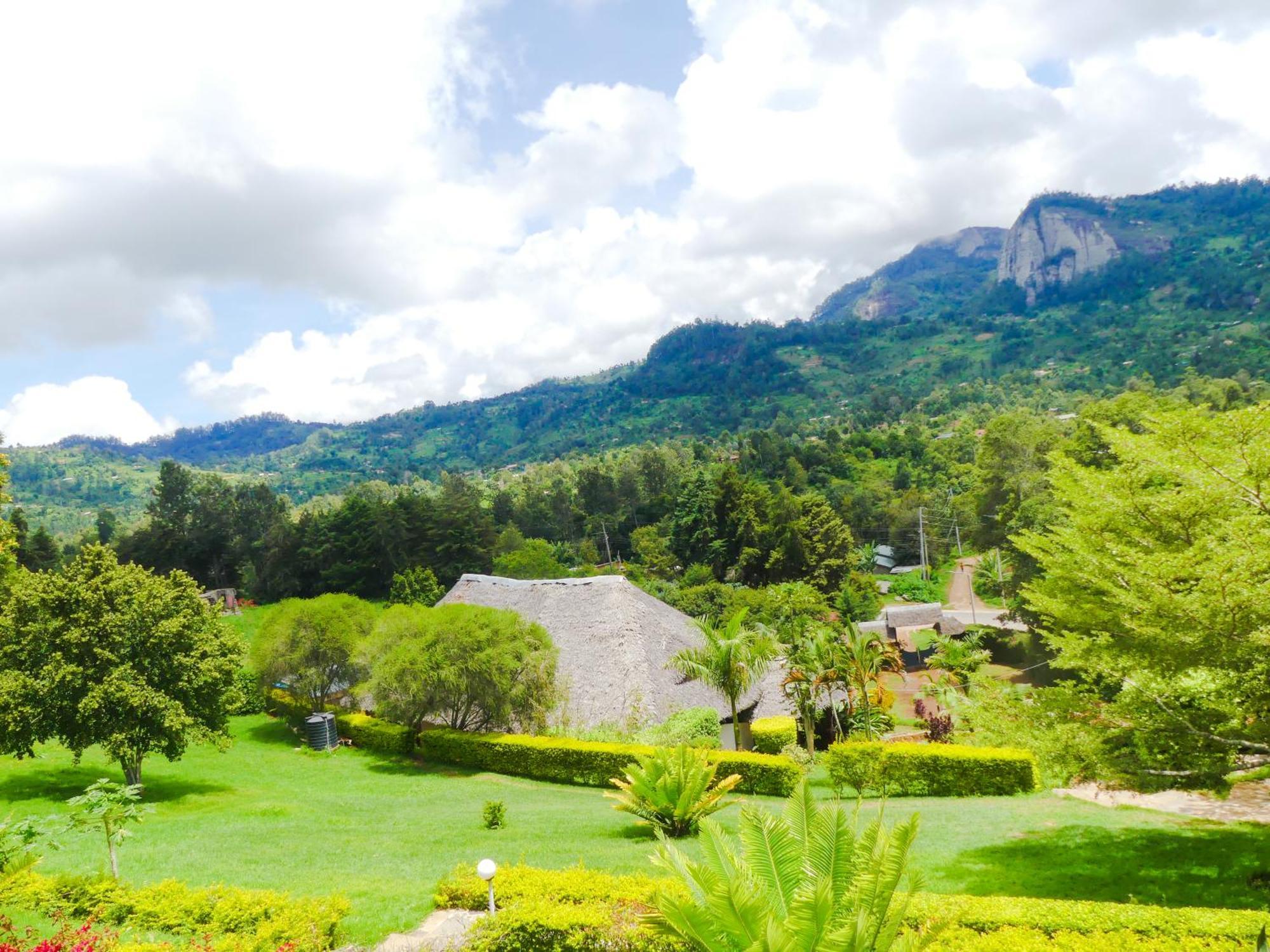 Taita Rocks Hotel Wundanyi Esterno foto