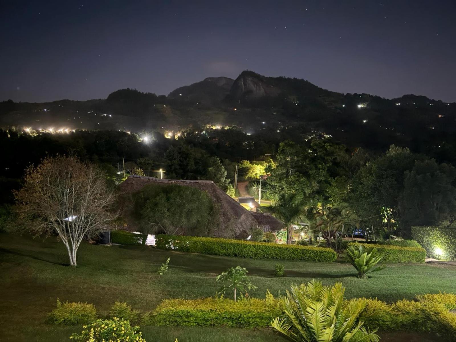 Taita Rocks Hotel Wundanyi Esterno foto